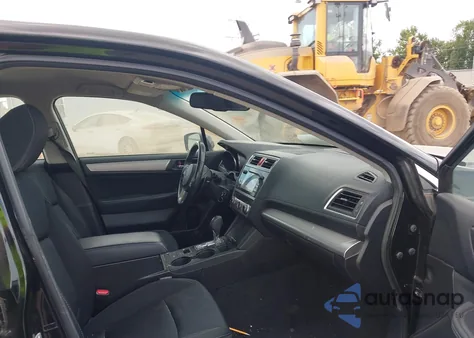 2015 Subaru Legacy 2.5I Premium из США, поврежденный, VIN 4S3BNAC60F3035354